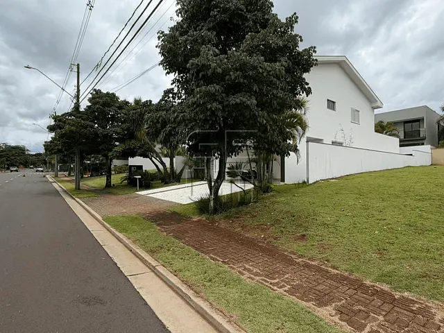Terreno com 364m², à venda, no bairro Vivendas do Arvoredo em Londrina