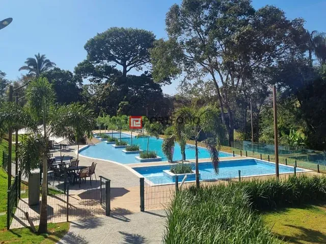 Terreno com 211m², à venda, no bairro Pólo Empresarial Goiás em Aparecida de Goiânia