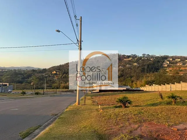 Terreno com 536m², à venda, no bairro Cidade Satélite em Atibaia