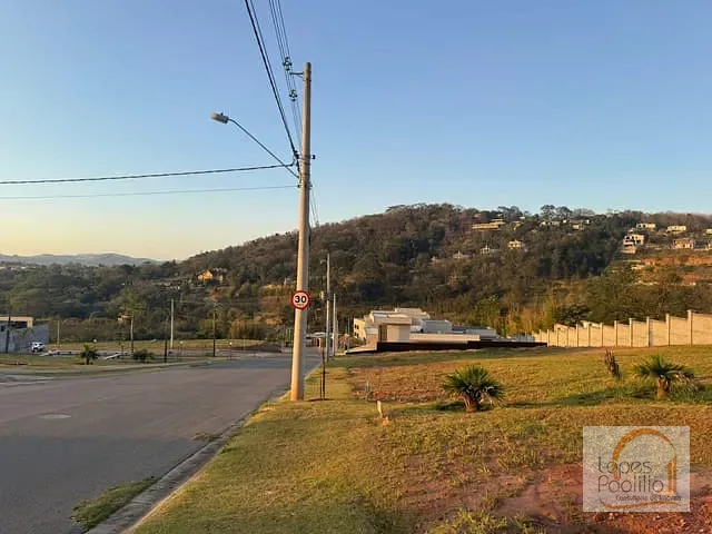 Terreno com 536m², à venda, no bairro Cidade Satélite em Atibaia