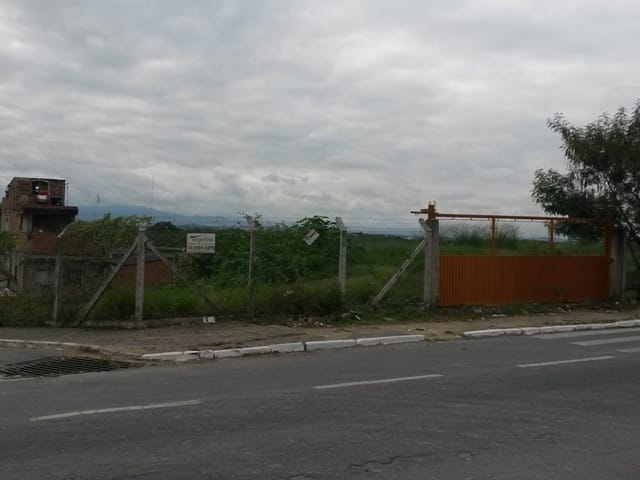 Terreno com 4088m², à venda, no bairro Centro em Aparecida