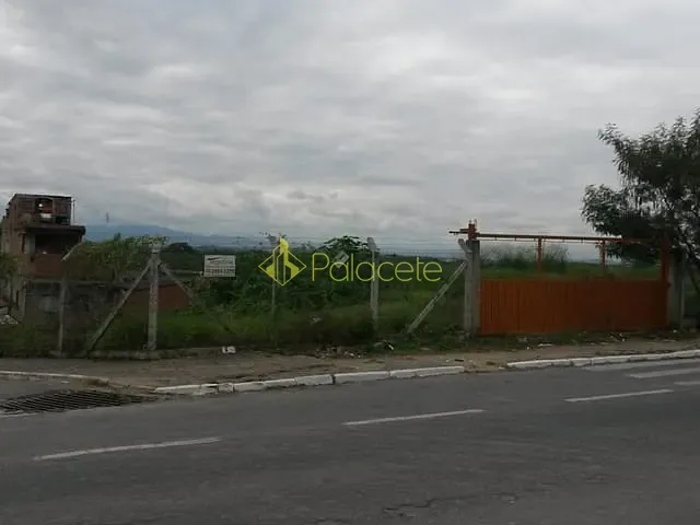 Terreno com 4088m², à venda, no bairro Centro em Aparecida