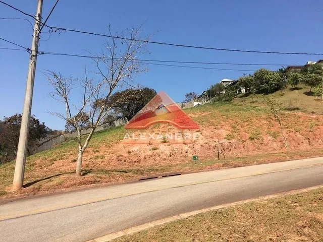 Terreno com 1298m², à venda, no bairro Tapanhão em Jambeiro