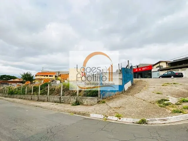 Terreno com 1800m², à venda, no bairro Jardim das Cerejeiras em Atibaia
