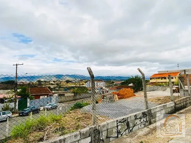 Terreno com 1800m², à venda, no bairro Jardim das Cerejeiras em Atibaia