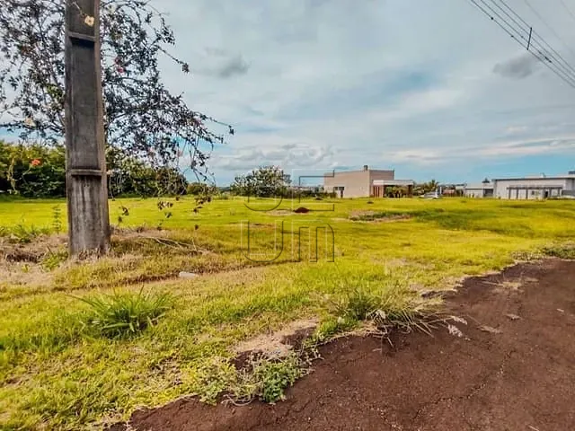 Terreno com 3320m², à venda, no bairro Recanto Santa Andréa em Cambé
