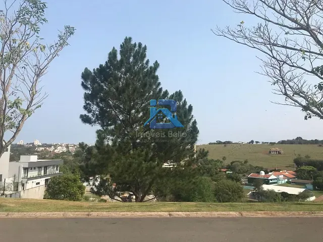 Terreno com 870m², à venda, no bairro Condomínio Ville de France em Itatiba