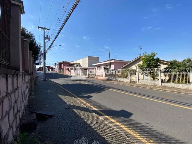 Terreno com 392m², à venda, no bairro Uvaranas em Ponta Grossa