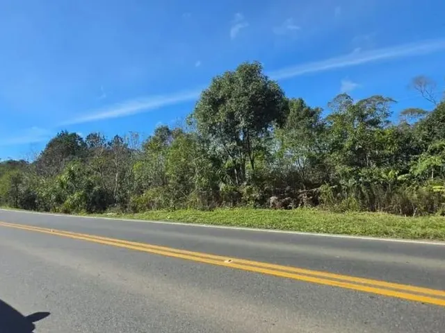 Terreno à venda, no bairro Embrapa em Colombo