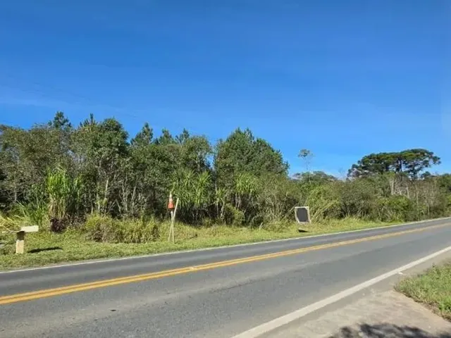 Terreno à venda, no bairro Embrapa em Colombo