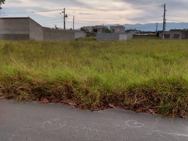 Terreno com 200m², à venda, no bairro Cesar Park em Pindamonhangaba