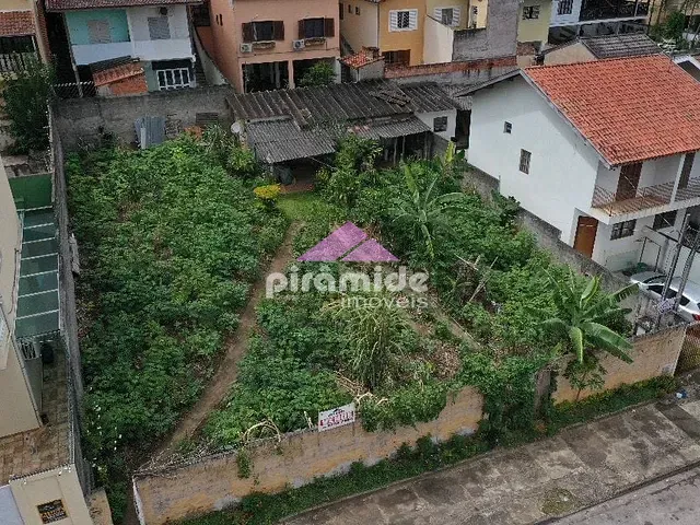 Terreno com 250m², à venda, no bairro Jardim das Indústrias em São José dos Campos