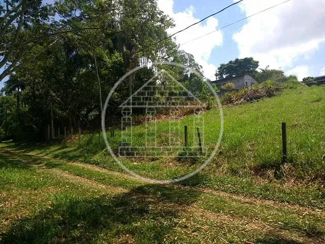 Terreno com 1800m², à venda, no bairro Jardim Santa Bárbara em São Paulo