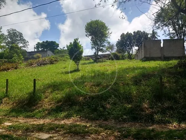 Terreno com 1800m², à venda, no bairro Jardim Santa Bárbara em São Paulo