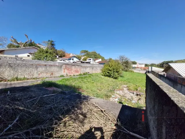 Terreno à venda, no bairro Santa Cândida em Curitiba