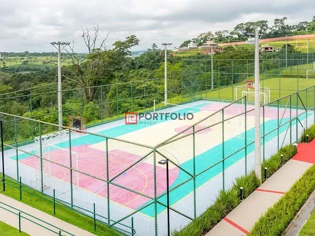 Terreno com 365m², à venda, no bairro Jardins Nápoles em Senador Canedo