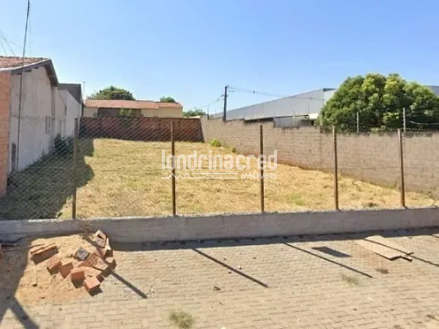 Terreno com 405m², à venda, no bairro Jardim Tarobá em Cambé