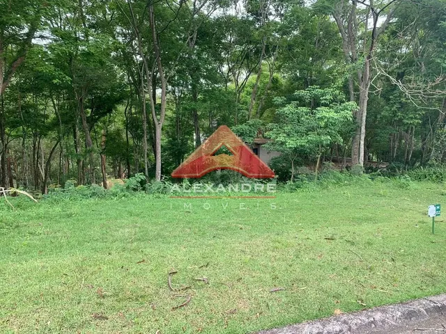 Terreno com 1300m², à venda, no bairro Tapanhão em Jambeiro