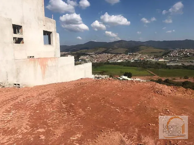 Terreno com 360m², à venda, no bairro Guaxinduva em Bom Jesus dos Perdões