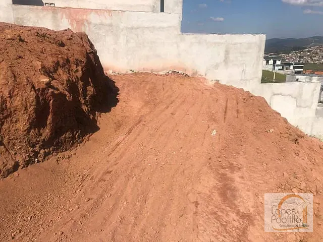 Terreno com 360m², à venda, no bairro Guaxinduva em Bom Jesus dos Perdões