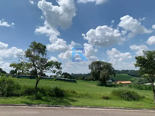 Terreno com 1350m², à venda, no bairro Sítio da Moenda em Itatiba