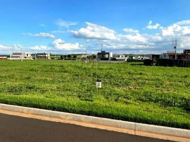 Terreno com 318m², à venda, no bairro Gleba Simon Frazer em Londrina