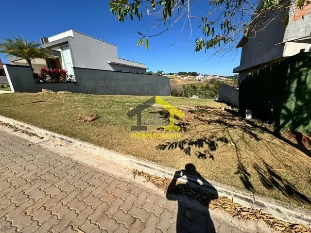 Terreno com 639m², à venda, no bairro Bairro Itapema em Itatiba