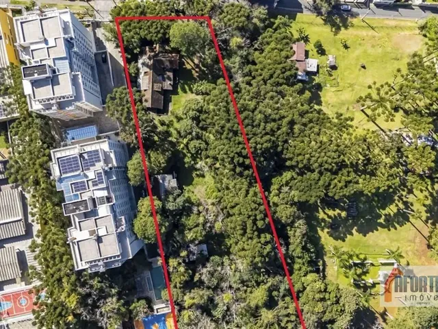 Terreno com 8425m², à venda, no bairro Bacacheri em Curitiba