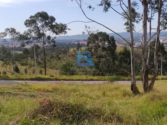Terreno com 273m², à venda, no bairro N R Porto Seguro em Itatiba