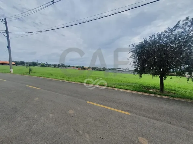Terreno com 1043m², à venda, no bairro Condomínio Residencial Plazza Ville em Jaguariúna