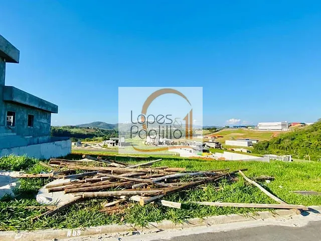 Terreno com 300m², à venda, no bairro Laranja Azeda em Atibaia