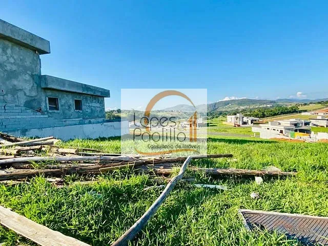 Terreno com 300m², à venda, no bairro Laranja Azeda em Atibaia