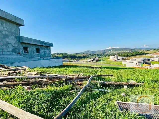 Terreno com 300m², à venda, no bairro Laranja Azeda em Atibaia