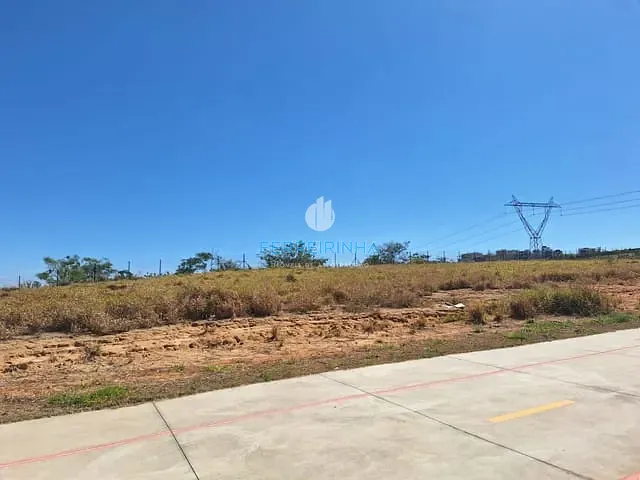 Terreno com 700m², à venda, no bairro Condomínio Residencial Monaco em São José dos Campos