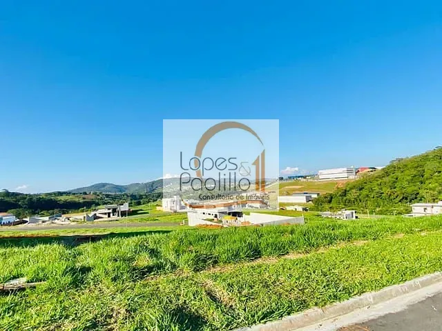 Terreno com 300m², à venda, no bairro Laranja Azeda em Atibaia