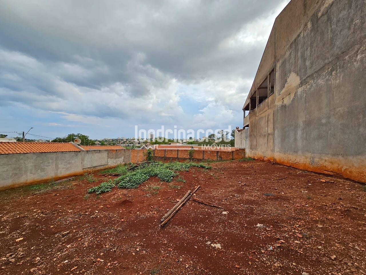 Terreno, 305 m² - Foto 1