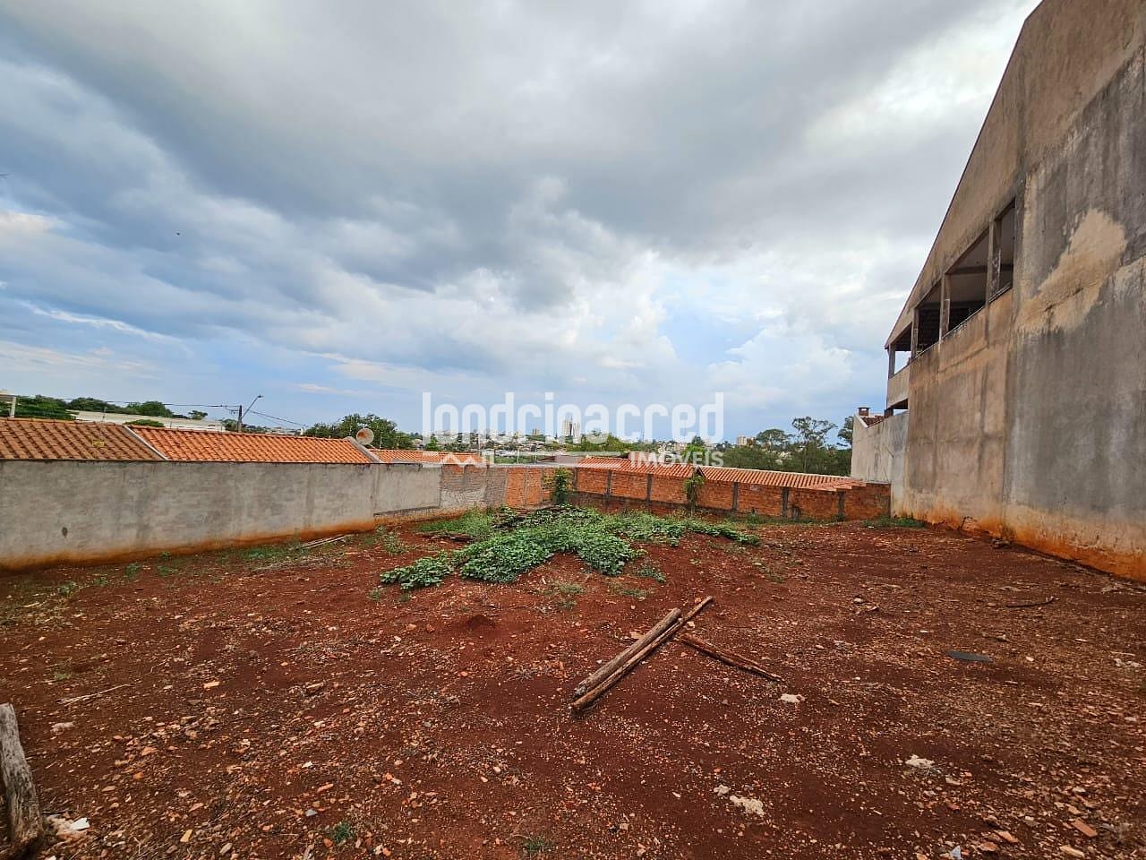 Terreno, 305 m² - Foto 2