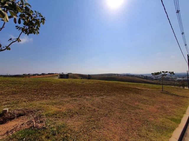 Terreno com 585m², à venda, no bairro Condomínio Residencial Alphaville em São José dos Campos
