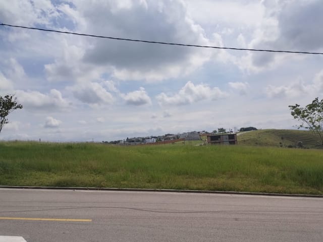 Terreno com 585m², à venda, no bairro Condomínio Residencial Alphaville em São José dos Campos