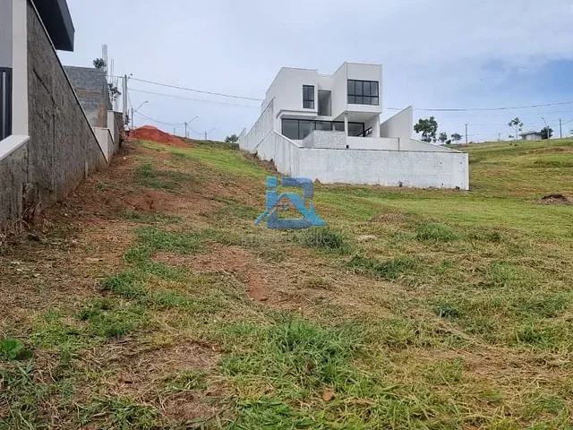 Terreno com 415m², à venda, no bairro Bairro Itapema em Itatiba