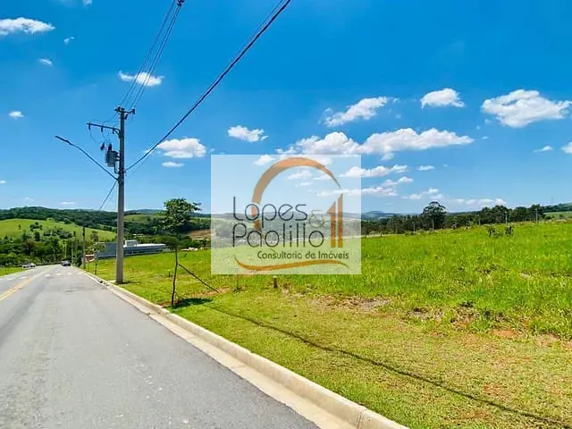Terreno com 360m², à venda, no bairro Cachoeira em Atibaia