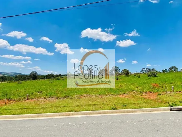 Terreno com 360m², à venda, no bairro Cachoeira em Atibaia