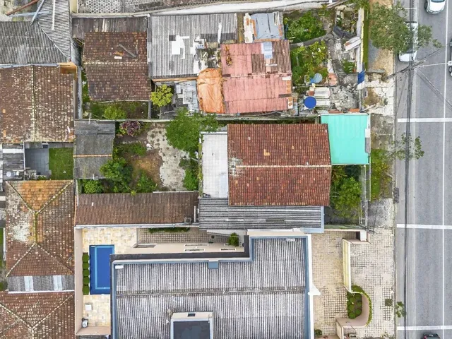 Terreno à venda, no bairro Santa Quitéria em Curitiba
