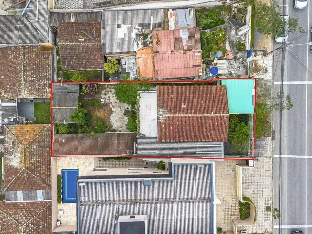 Terreno à venda, no bairro Santa Quitéria em Curitiba