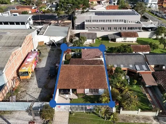 Terreno à venda, no bairro Mossunguê em Curitiba