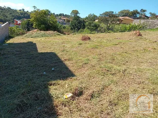 Terreno com 461m², à venda, no bairro Guaxinduva em Bom Jesus dos Perdões