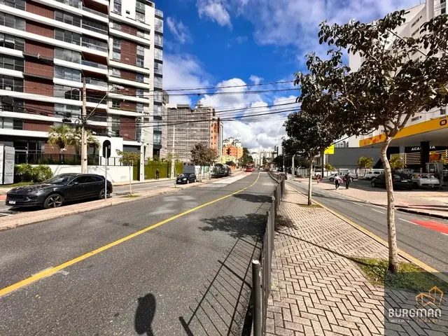 Terreno com 827m², à venda, no bairro Alto da Glória em Curitiba