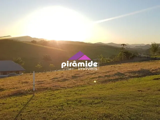 Terreno com 1035m², à venda, no bairro Zona Rural em Paraibuna