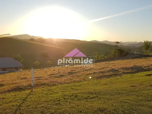 Terreno com 1035m², à venda, no bairro Zona Rural em Paraibuna