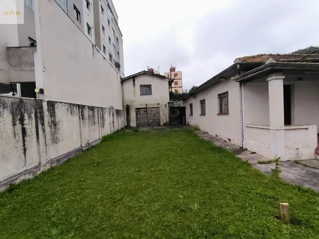 Terreno com 568m², à venda, no bairro Capão Raso em Curitiba